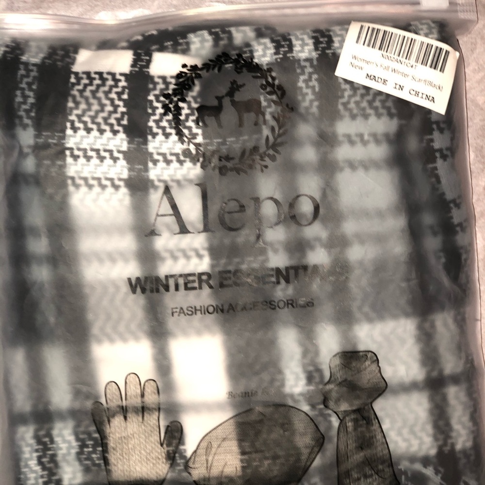 Alepo winter essential Scarf - Picture 2 of 8